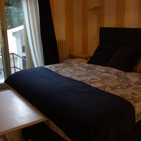 Fiumicinoa57 3* Фьюмичино